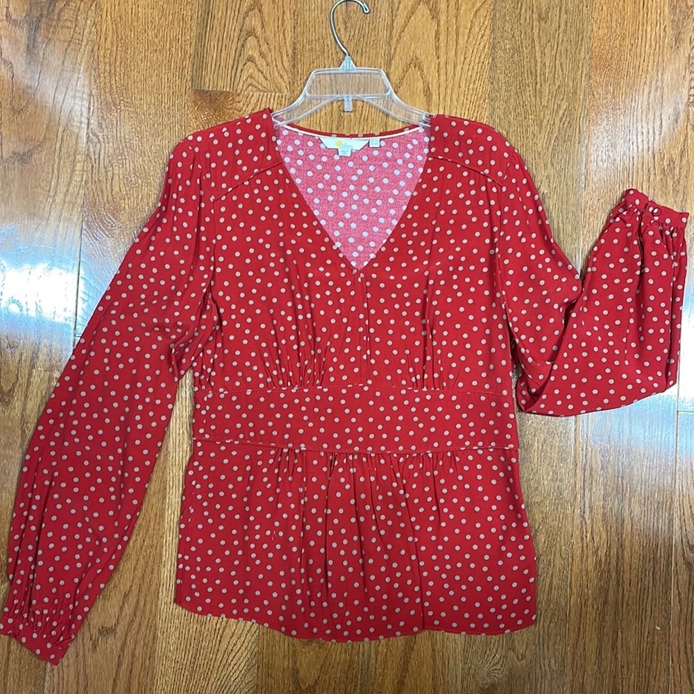 Boden Elsie top Poinsettia Red